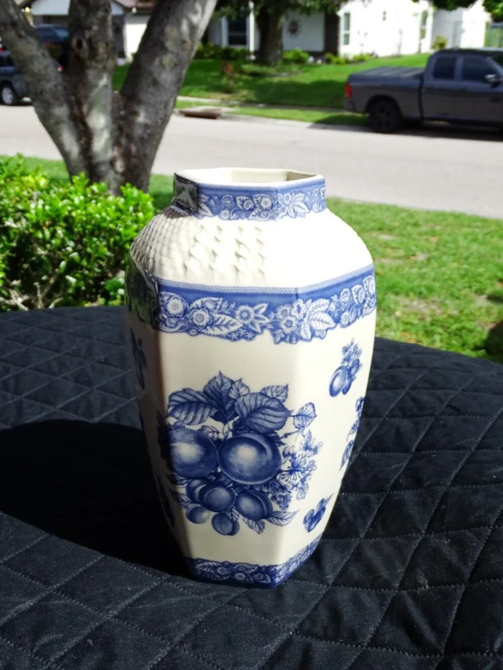 Antica Fabbrica Realle Blue and White Italian Porcelain Vase 10